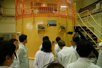 原子炉周辺の放射線の測定